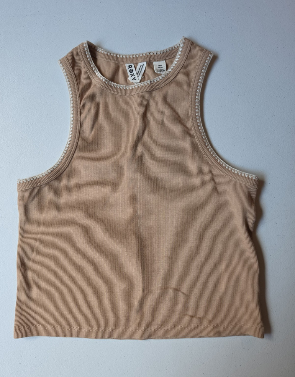 Roxy Women's S Beige Ribbed Knit Sleeveless Round Neck Tank Top Embroidered